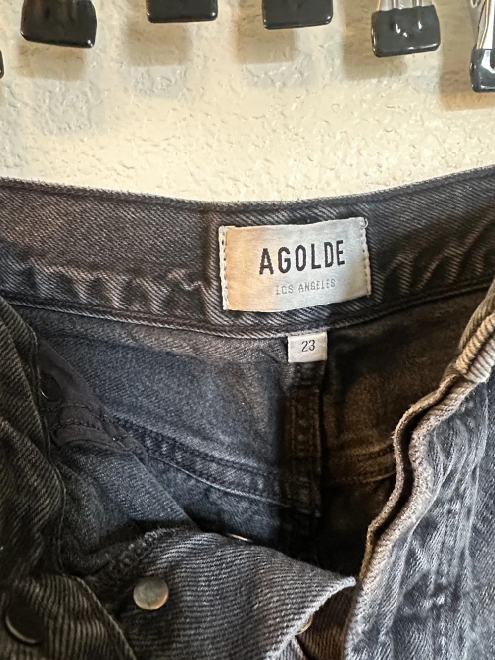 Agolde‎ Washed Black High-Rise Frayed Hem Denim Shorts 90s